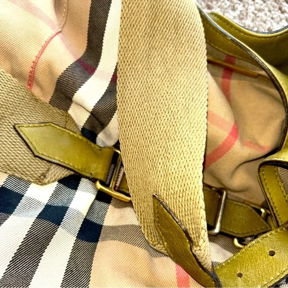 Authentic Burberry  House Check Canvas & Leather Details - Picture 11 of 15
